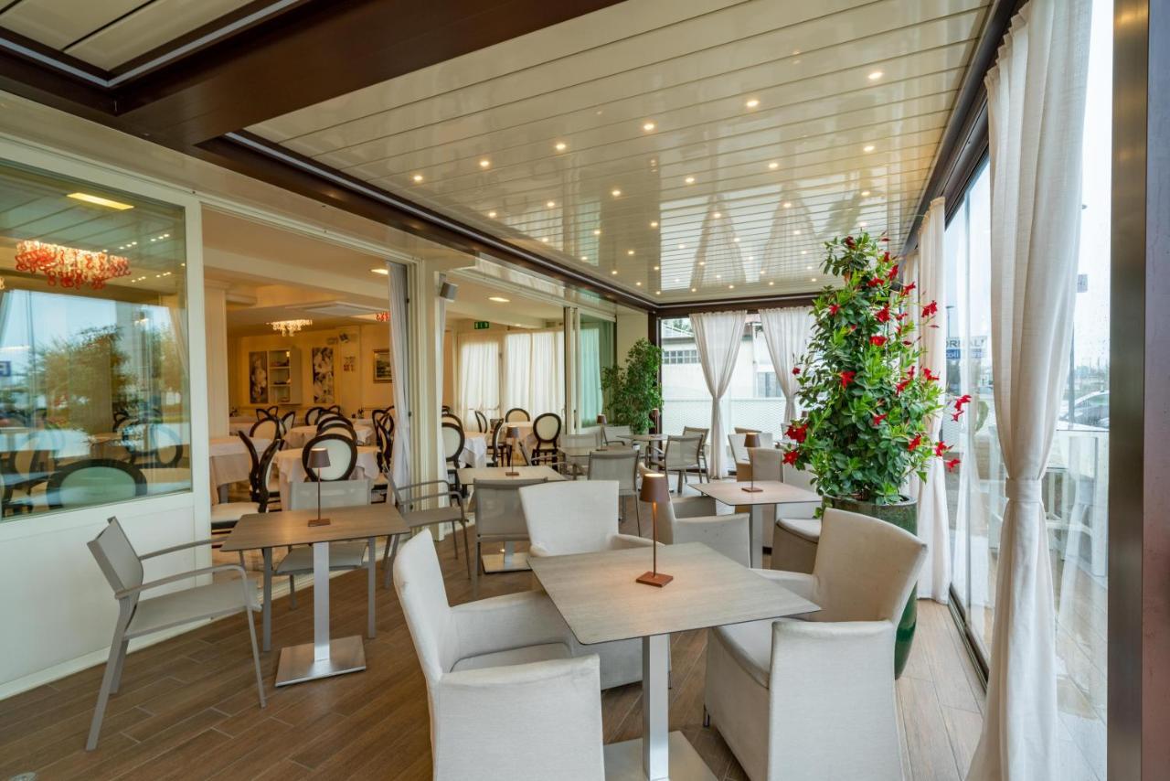 Hotel Orchidea Cervia Ngoại thất bức ảnh