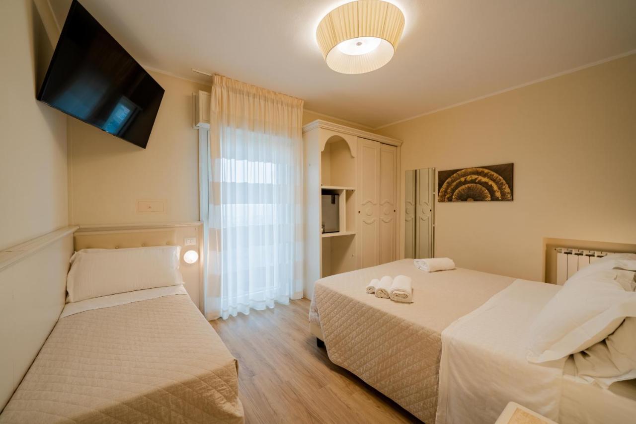 Hotel Orchidea Cervia Ngoại thất bức ảnh